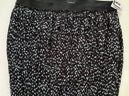 Black Skirt Midi Torrid, Size 1x Online Sale