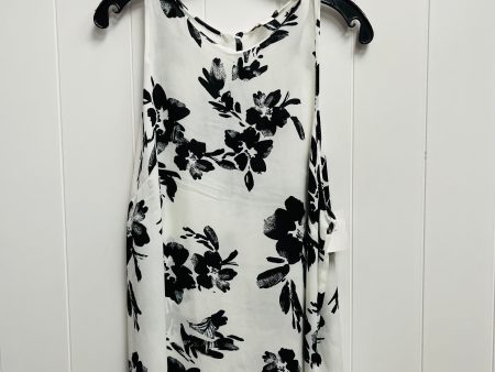 Black & White Top Sleeveless Saint Tropez, Size Xl Hot on Sale