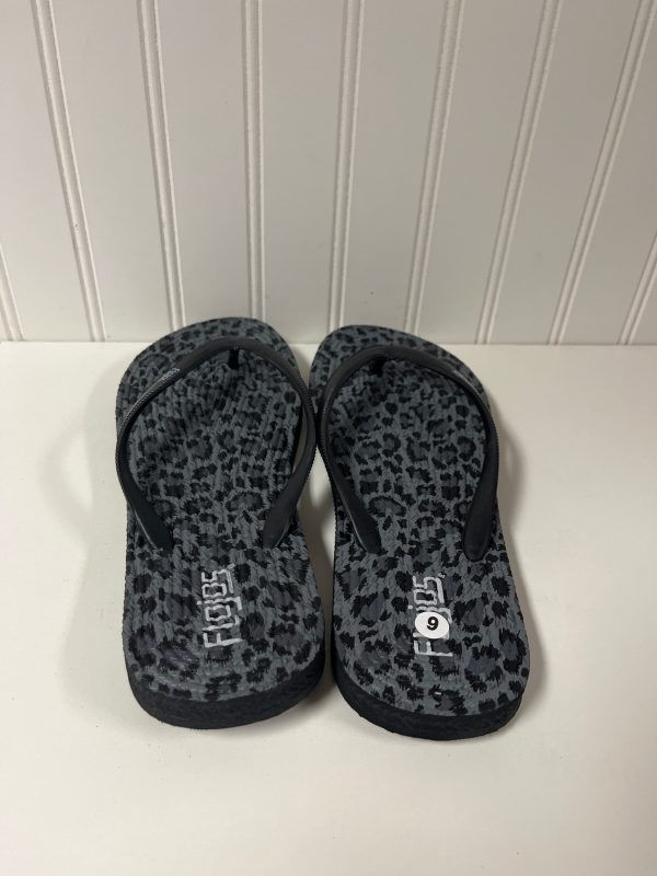 Animal Print Sandals Flip Flops Clothes Mentor, Size 9 Cheap