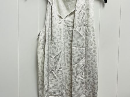 Grey Top Sleeveless Ann Taylor, Size L on Sale