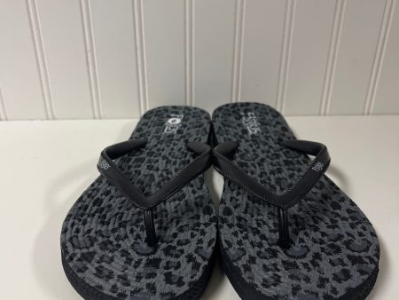 Animal Print Sandals Flip Flops Clothes Mentor, Size 9 Cheap