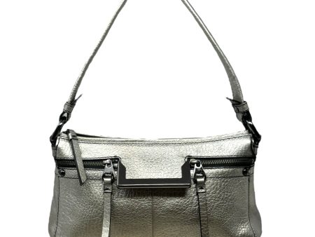 Metallic Shoulder Bag Perlina, Size Medium For Sale