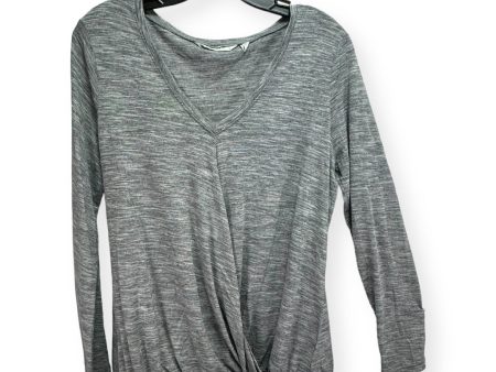 Grey Athletic Top Long Sleeve Crewneck Athleta, Size S Fashion