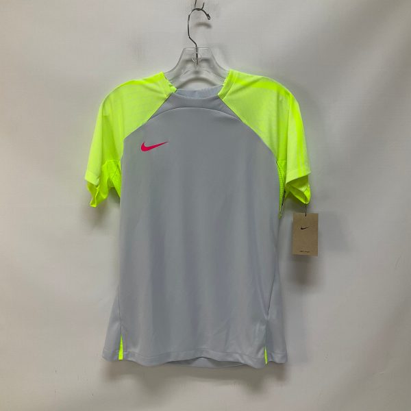 Grey & Yellow Athletic Top Short Sleeve Nike Apparel, Size M Fashion