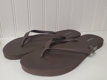 Brown Sandals Flip Flops Old Navy, Size 9 Cheap