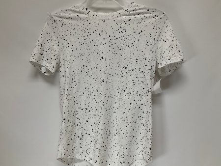 Athletic Top Short Sleeve By Lululemon  Size: 2 Online Hot Sale