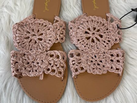 Pink & Tan Sandals Flats Qupid, Size 8.5 Online Sale